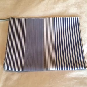 Banana republic clutch